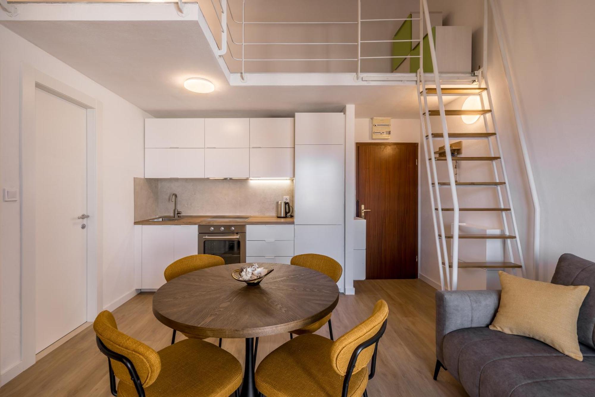 Bolotel Family & Studio Stay Экстерьер фото